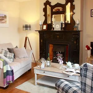 Corrib House Guest Bed & Breakfast Galway